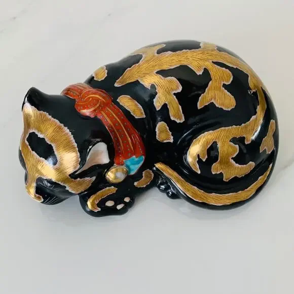 Antique Sleeping Cat Nemuri Neko Kutani Imari Porcelain Cat Japan Gilded